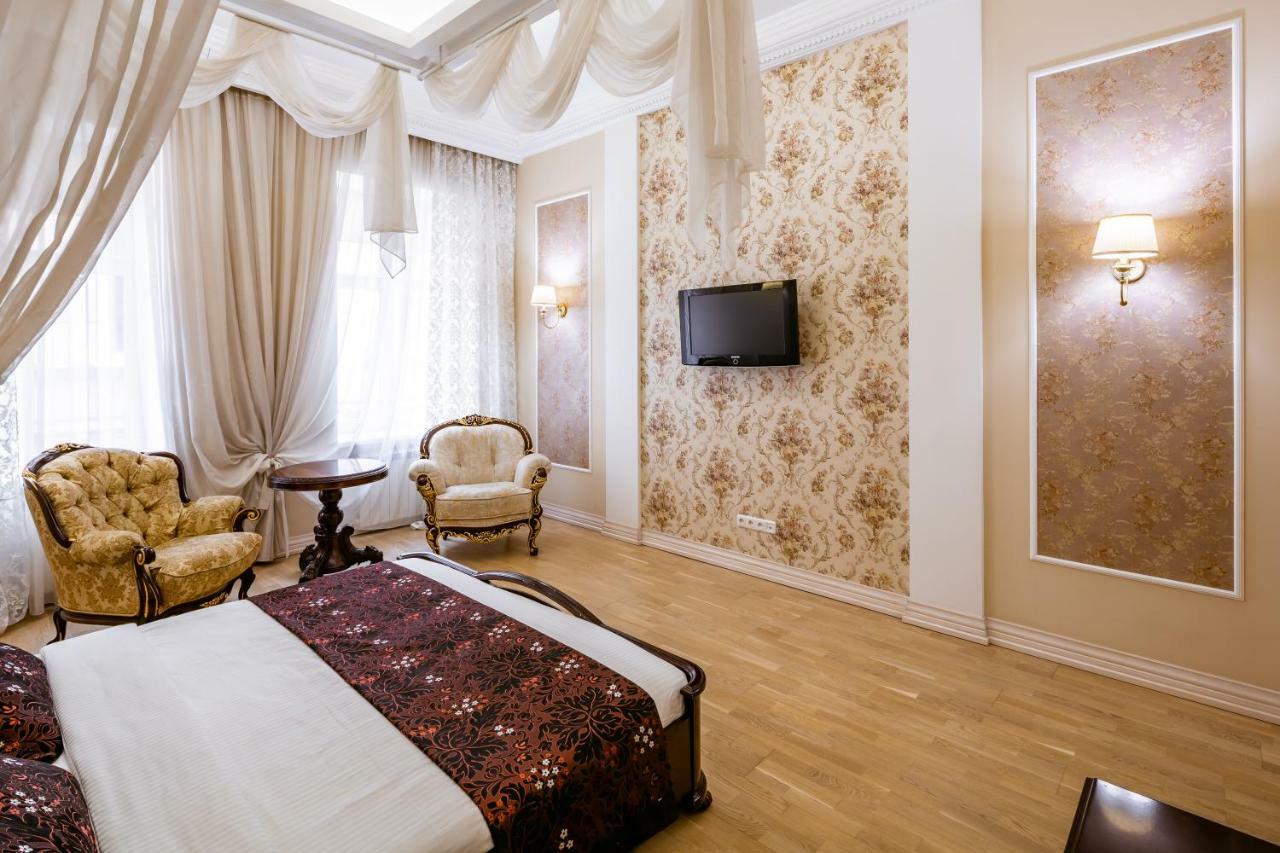 Romari Проспект Свободи 31 Lviv Exterior photo